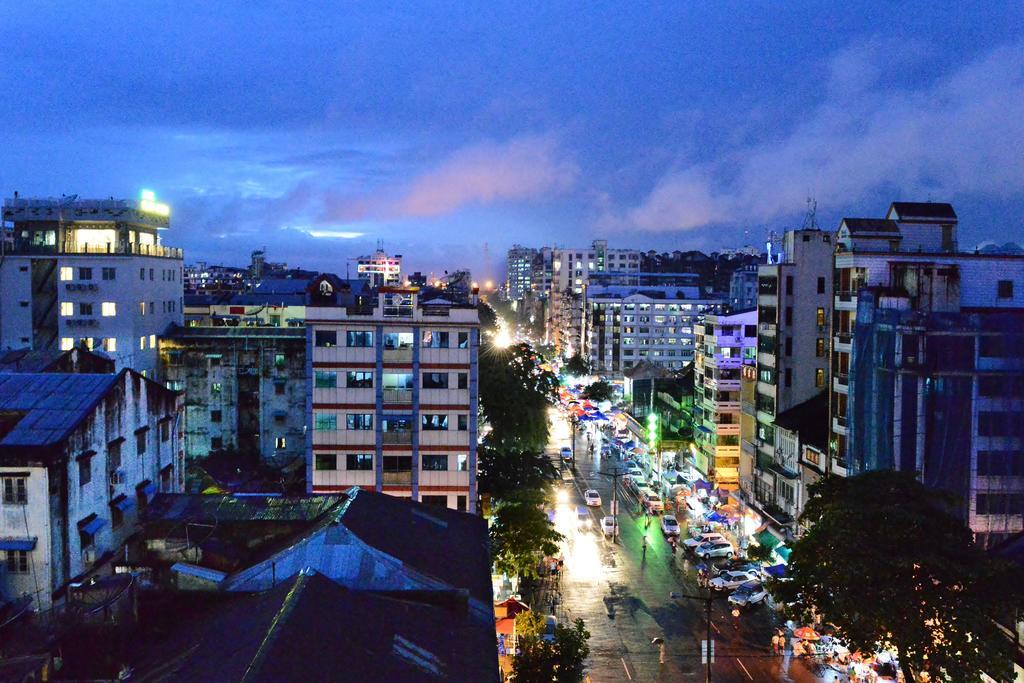 Hotel Grand United - Chinatown Yangon Exterior foto