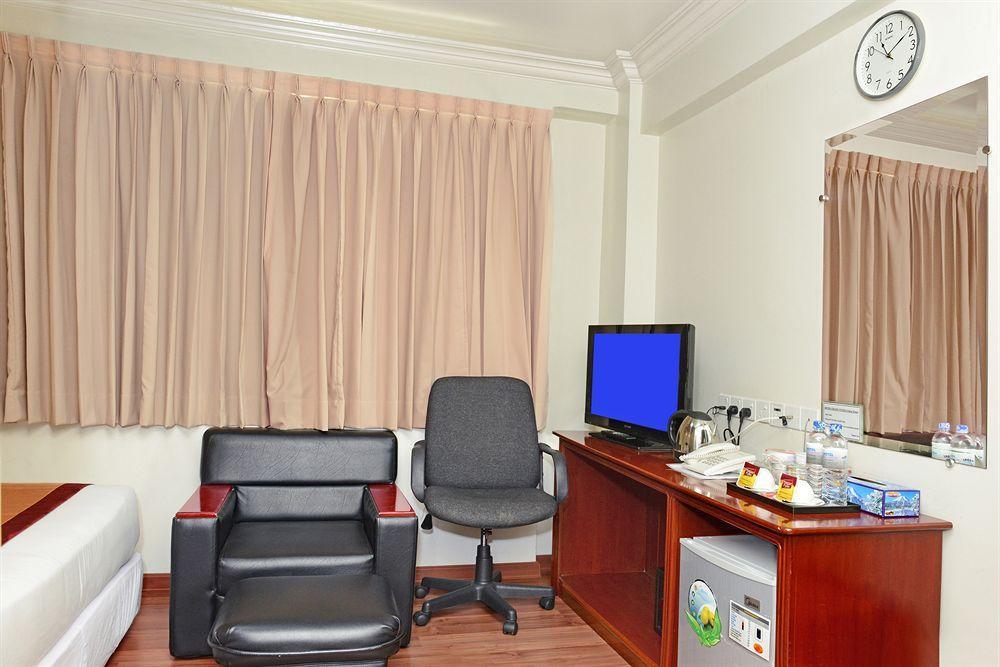 Hotel Grand United - Chinatown Yangon Exterior foto