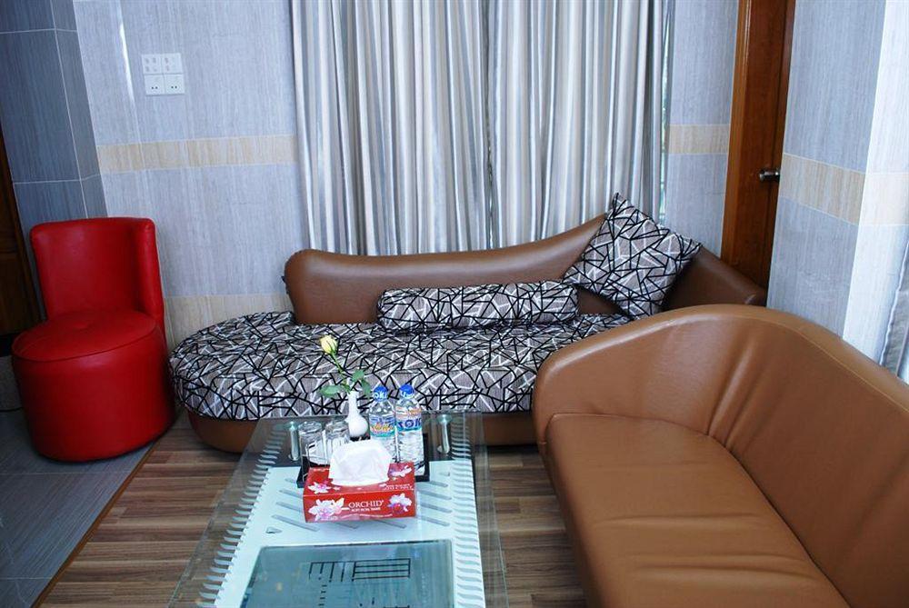 Hotel Grand United - Chinatown Yangon Exterior foto