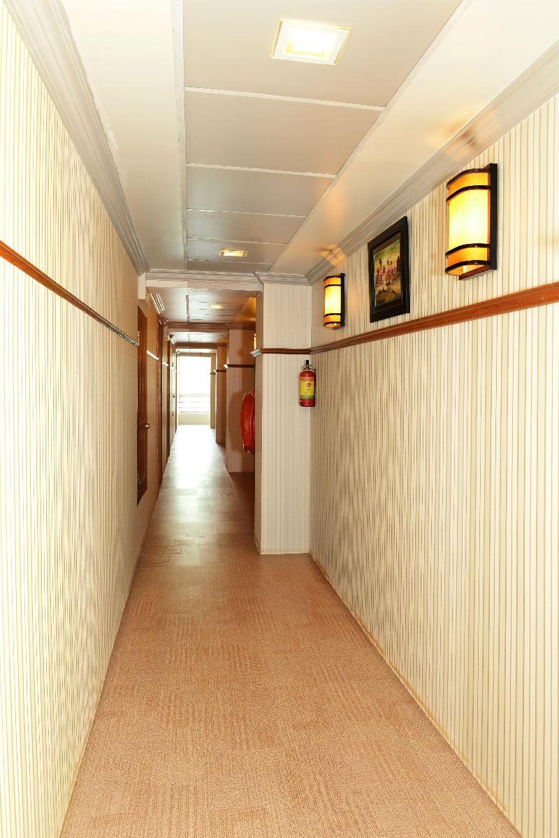 Hotel Grand United - Chinatown Yangon Exterior foto
