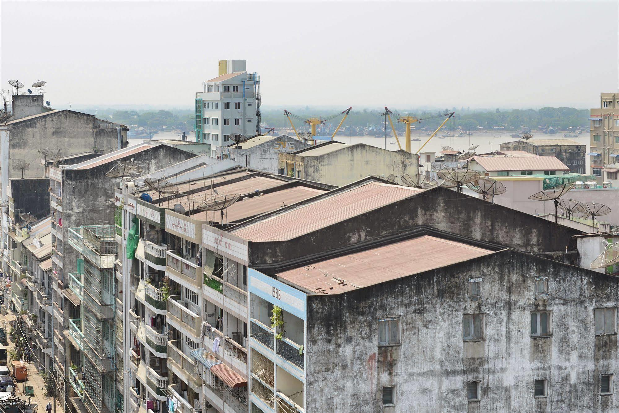 Hotel Grand United - Chinatown Yangon Exterior foto