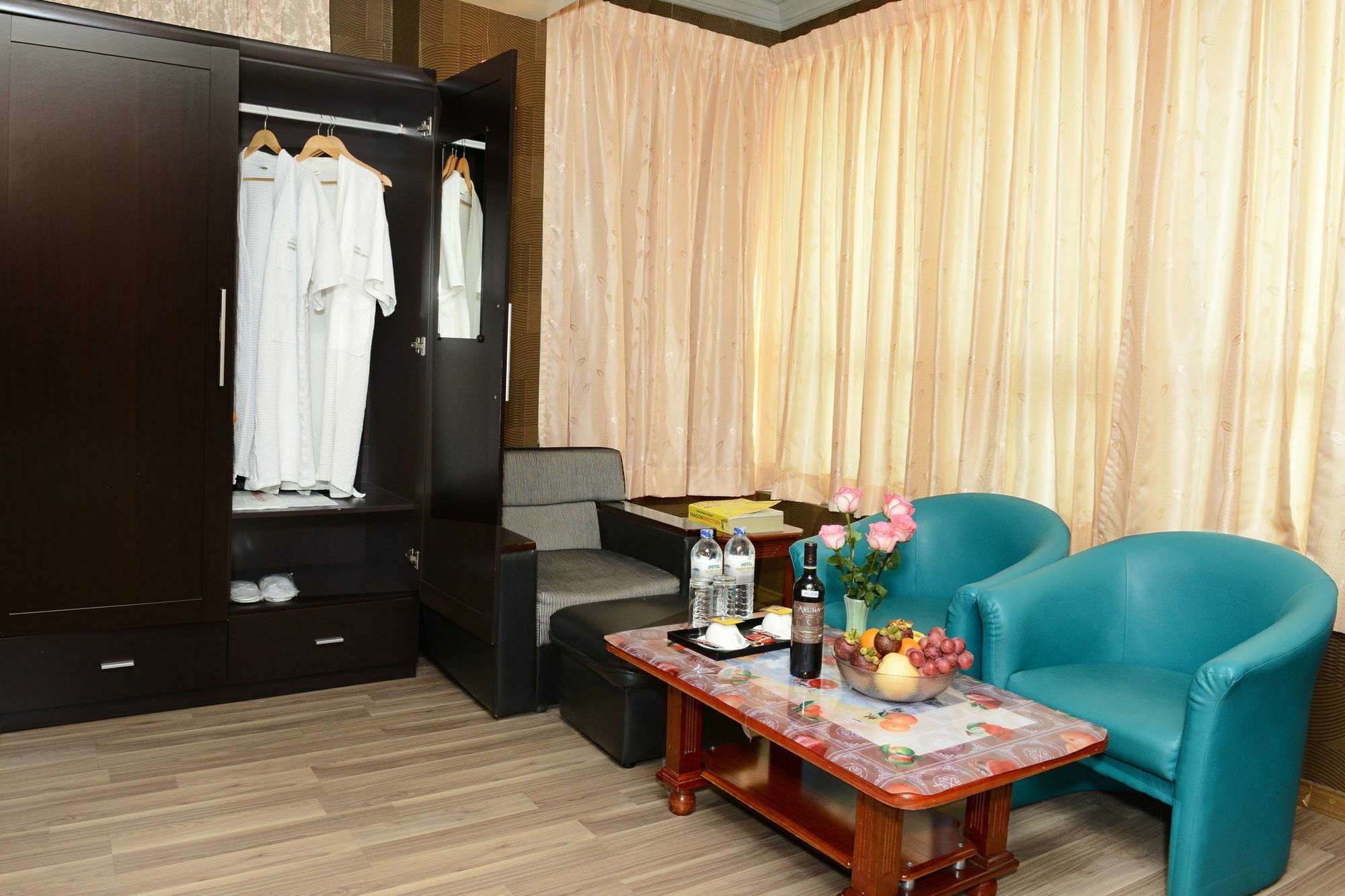 Hotel Grand United - Chinatown Yangon Exterior foto